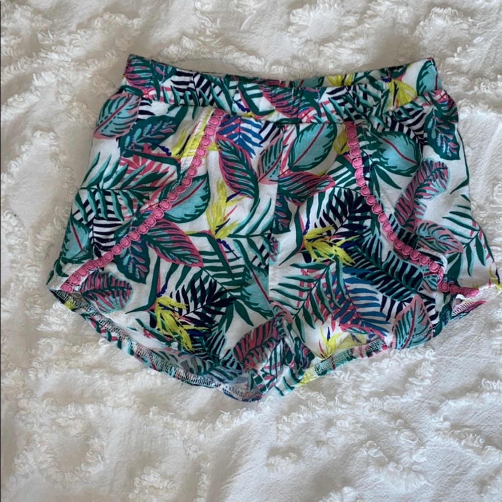 Young dimension shorts